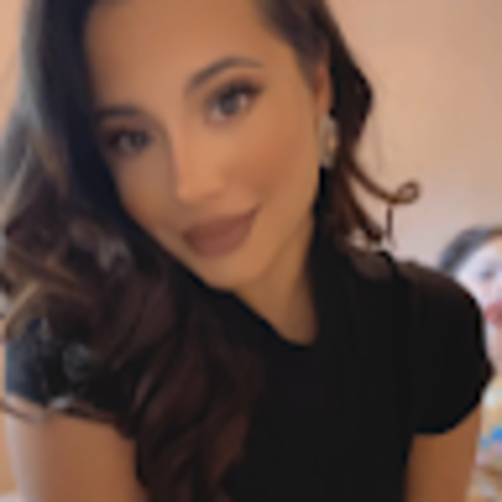 Meet your Posher, Viviana